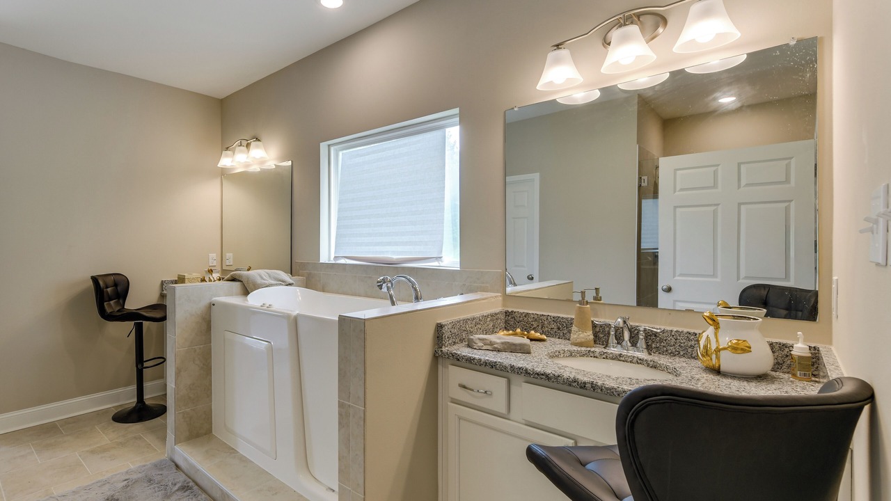 Photo of Bathroom in Prairieville