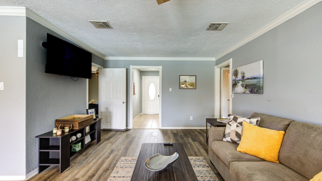 Photo of Livingroom in La Porte
