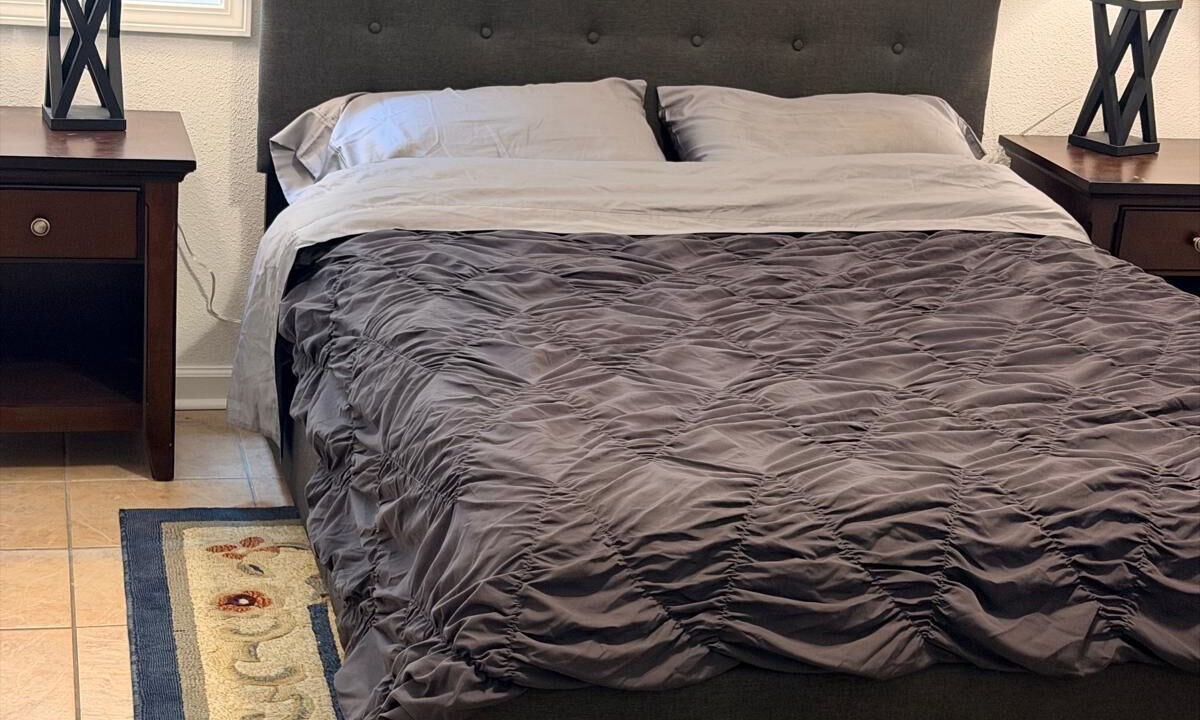 Photo of Bedroom in Central Carrollton Association