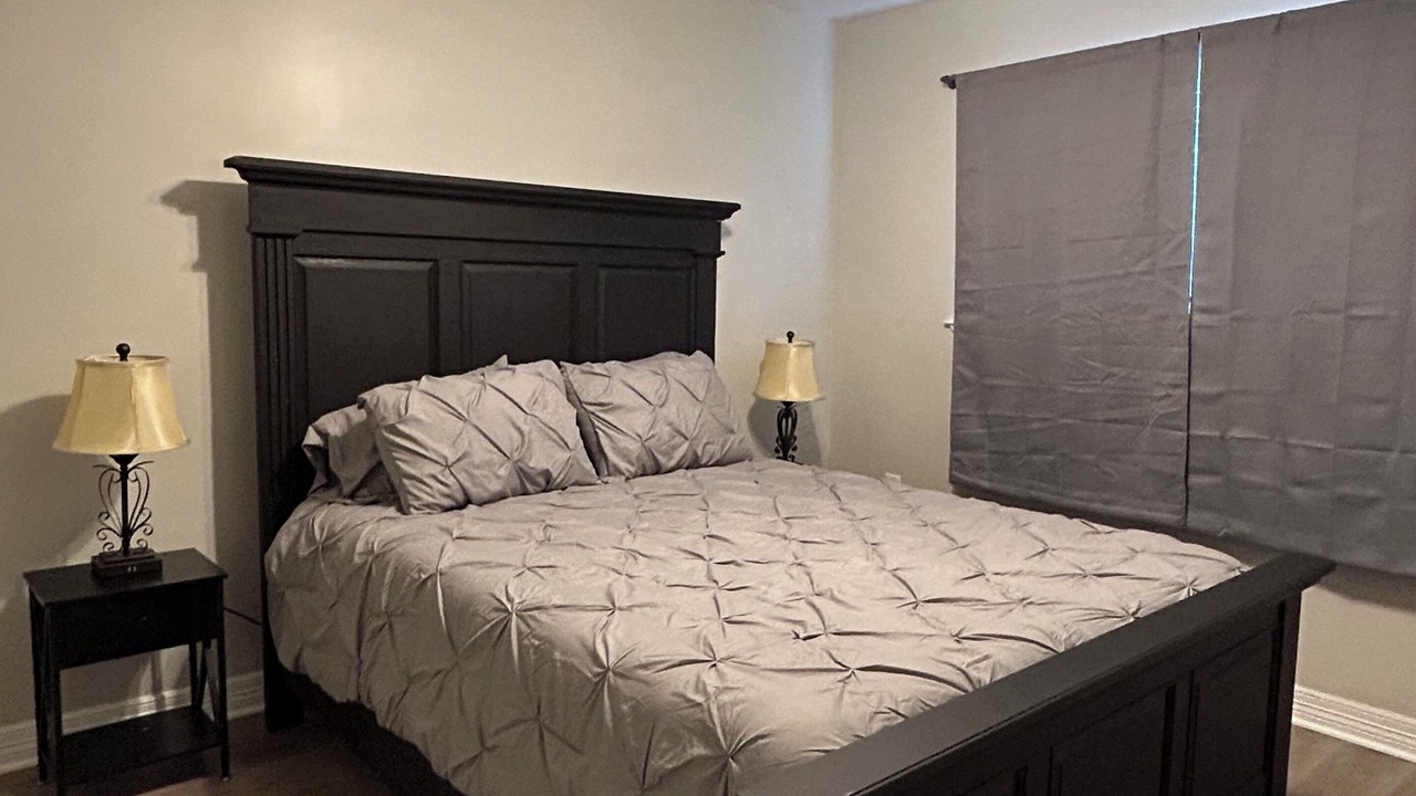 Photo of Bedroom in Orange