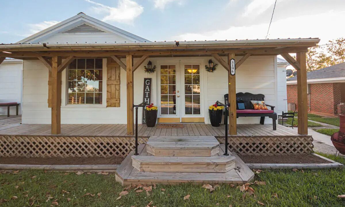 Photo of Patio Balcony in Natchez