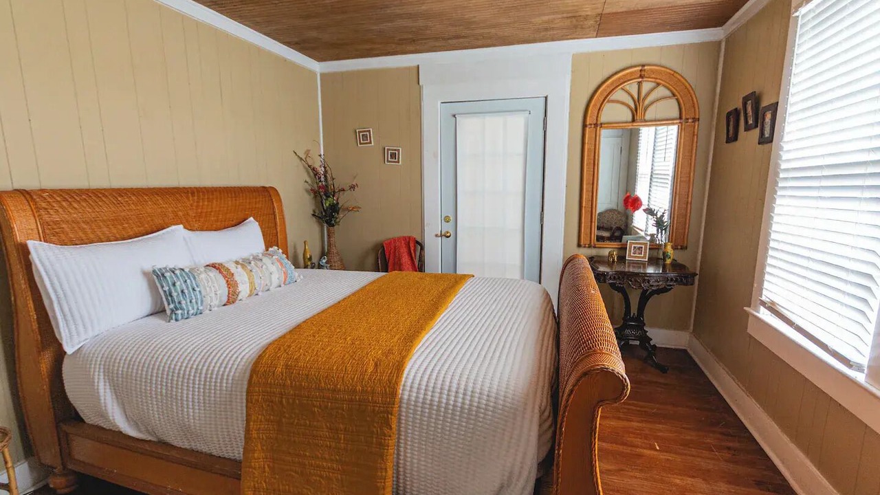 Photo of Bedroom in Natchez