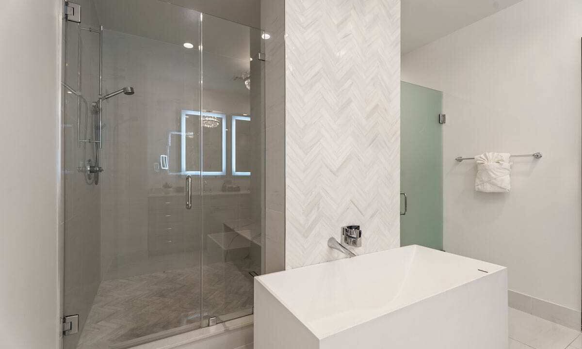 Photo of Bathroom in Central Business District