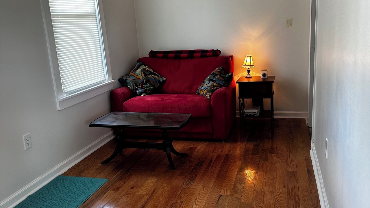 Photo of Livingroom in Kenner - Louis Armstrong International Airport
