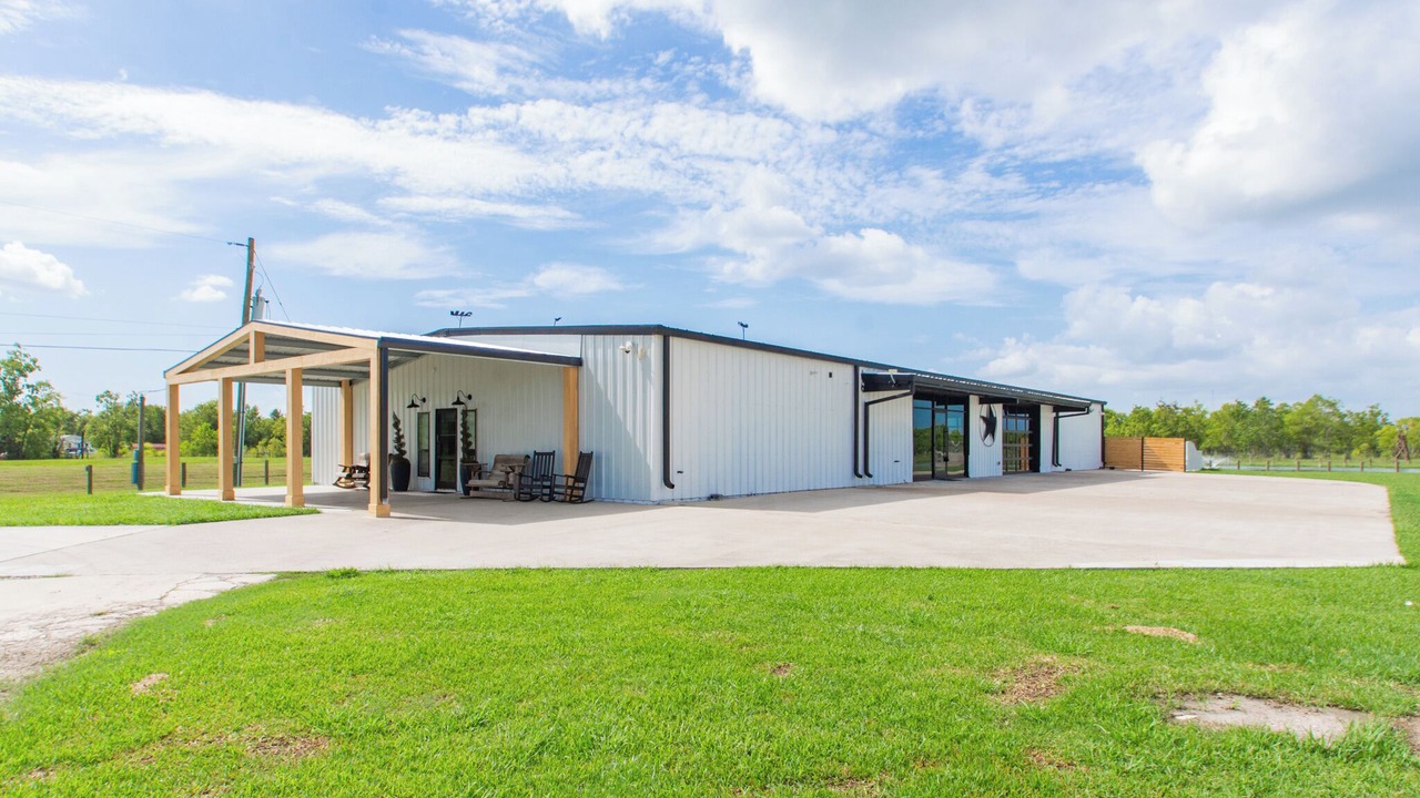 Photo of Outdoor in Alvin