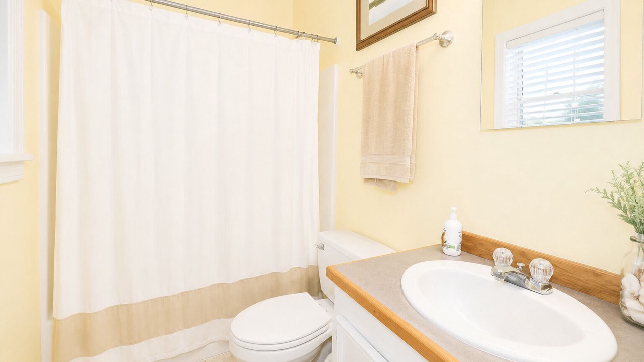 Photo of Bathroom in Grand Isle