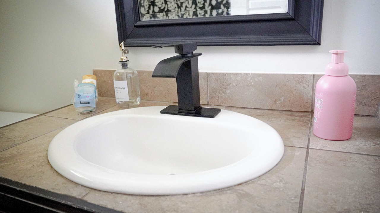 Photo of Bathroom in Gonzales
