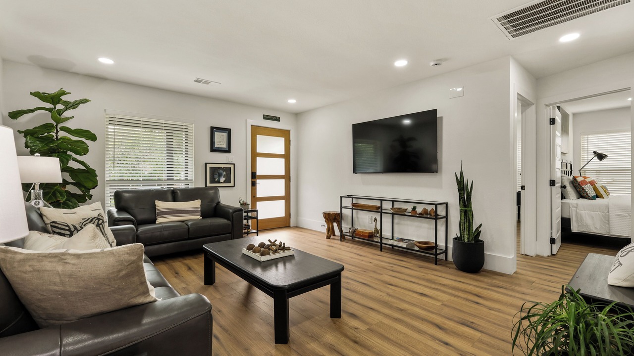 Photo of Bedroom in Central Arlington