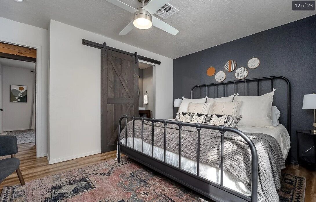 Photo of Bedroom in Sulphur