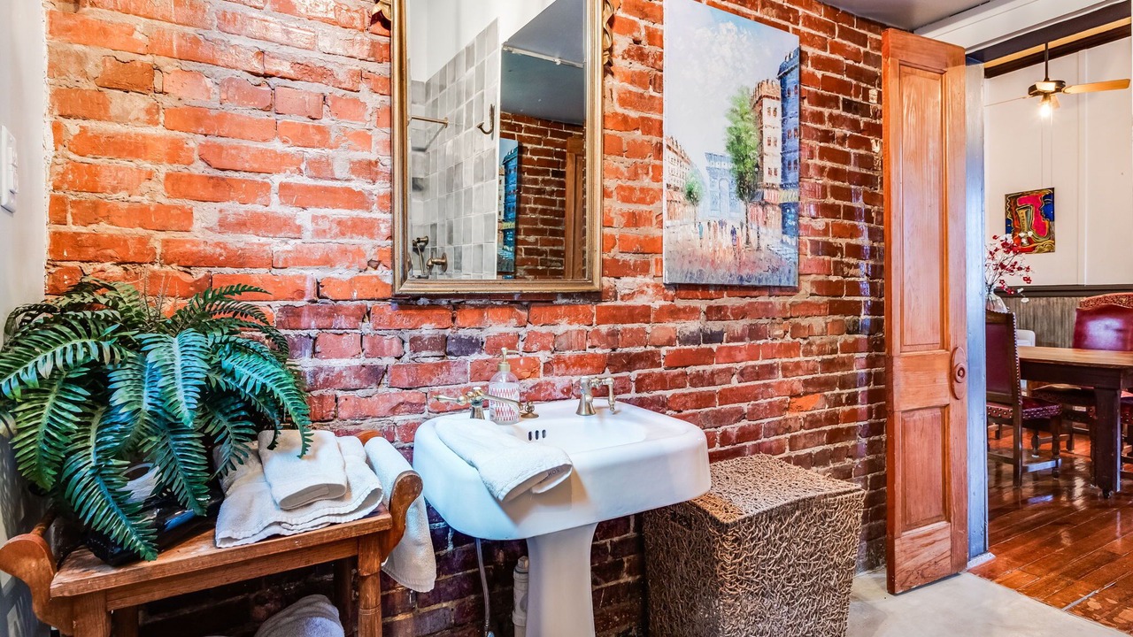 Photo of Bathroom in Scott