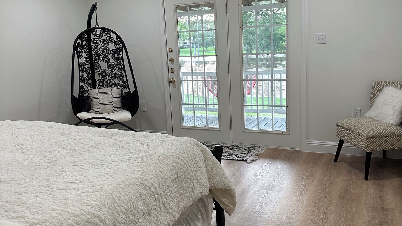 Photo of Bedroom in Moss Bluff