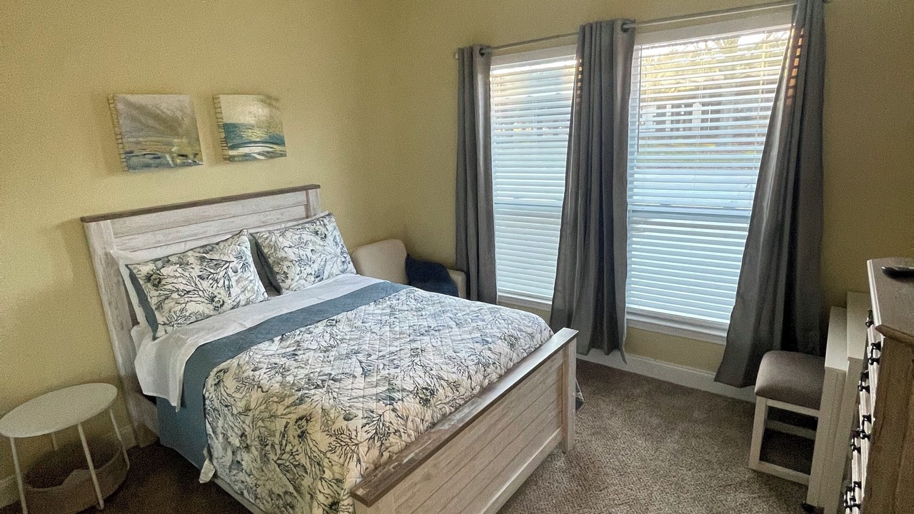 Photo of Bedroom in Mid City North