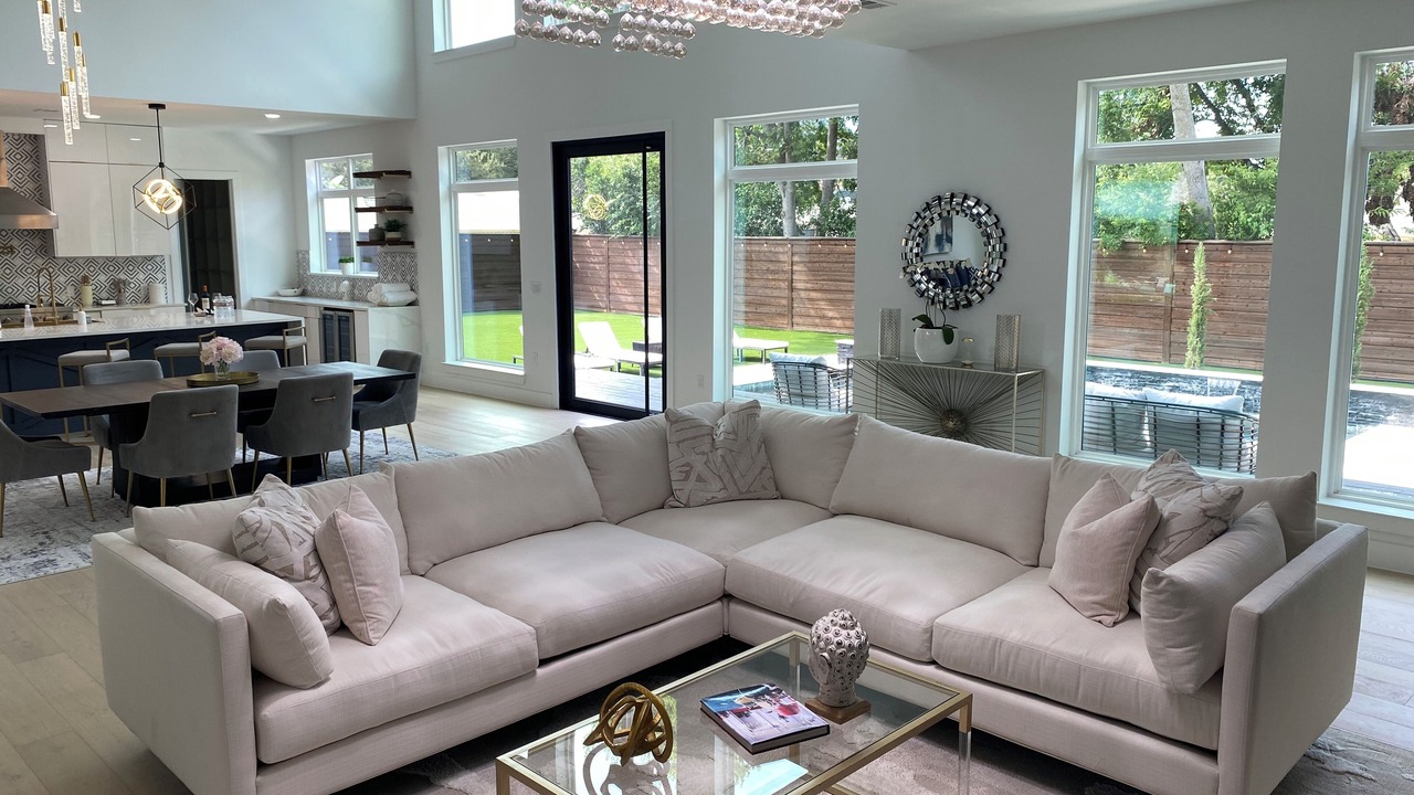 Photo of Livingroom in Preston Hollow