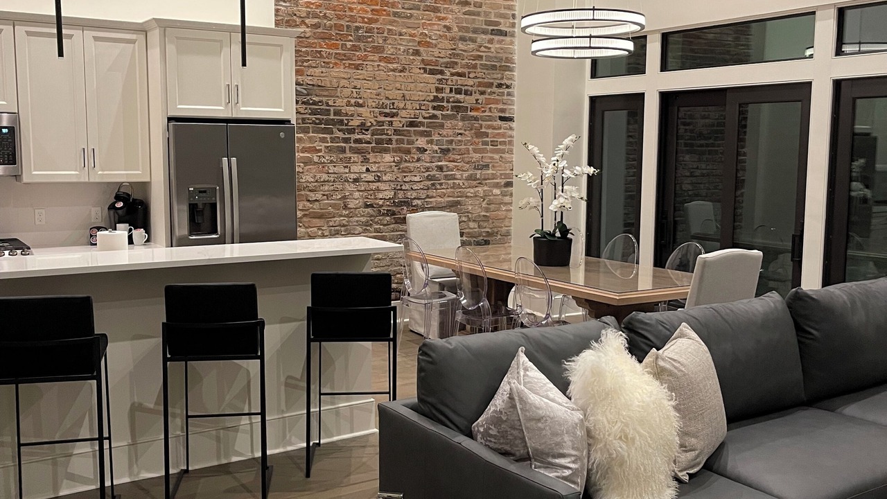 Photo of Livingroom in Central Business District