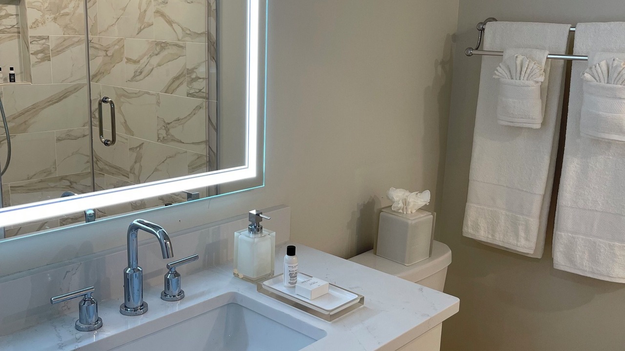 Photo of Bathroom in Central Business District