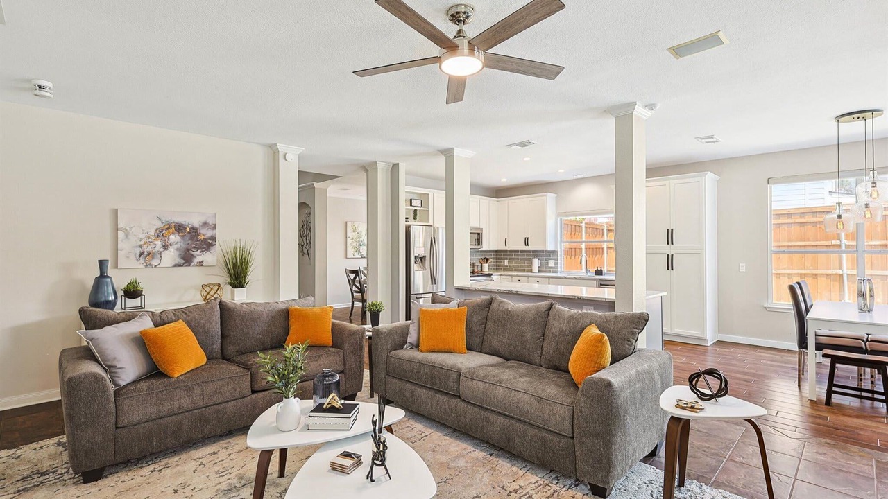 Photo of Livingroom in Lake Dallas