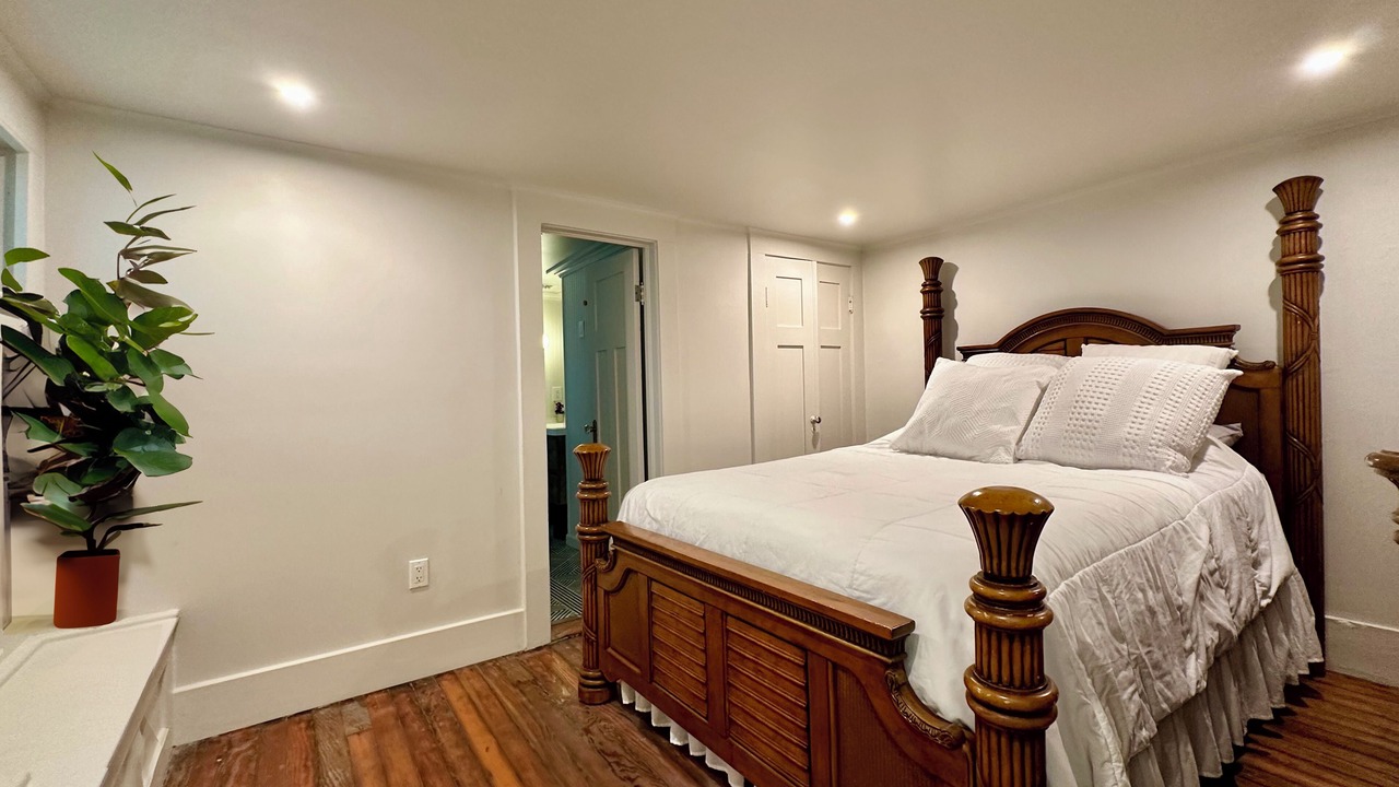 Photo of Bedroom in Audubon