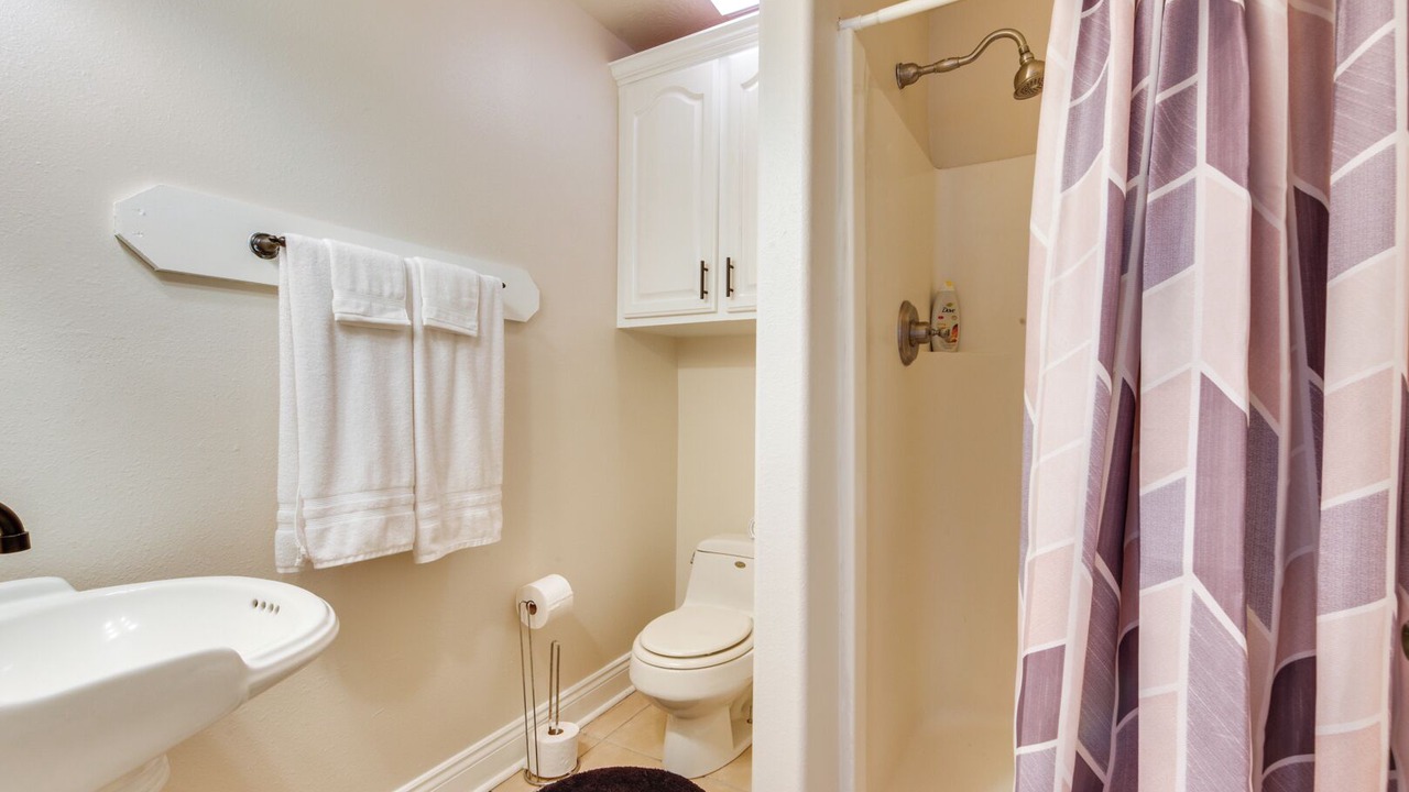 Photo of Bathroom in Lacassine
