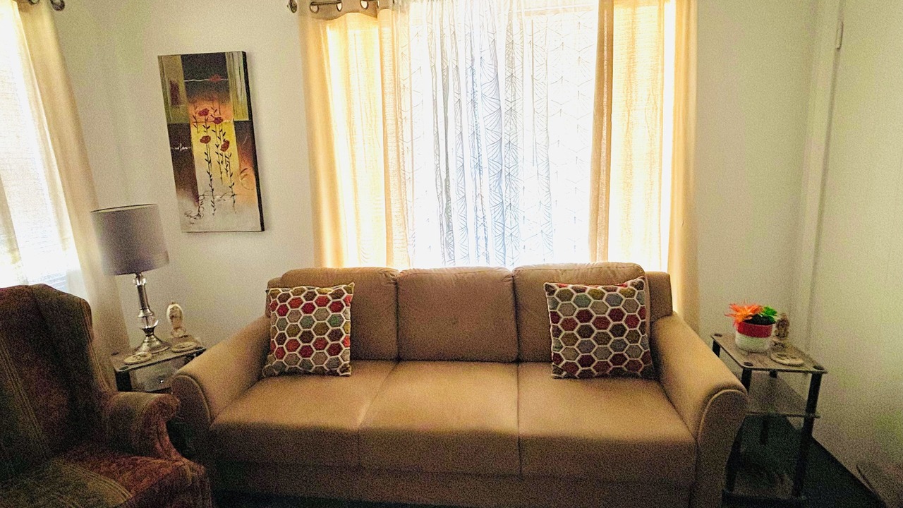 Photo of Livingroom in Alexandria