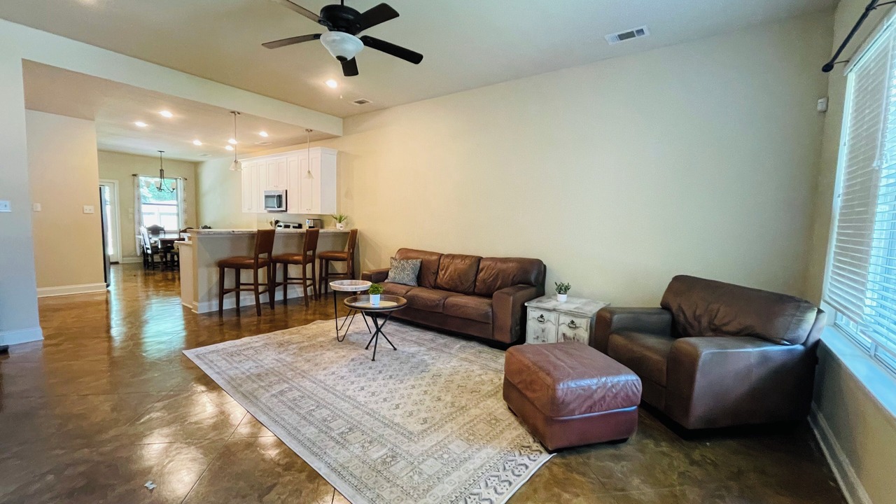Photo of Livingroom in Covington