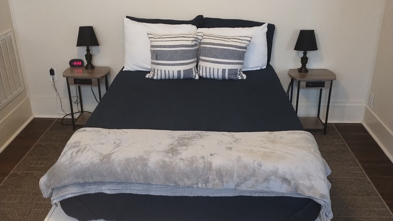 Photo of Bedroom in Alexandria