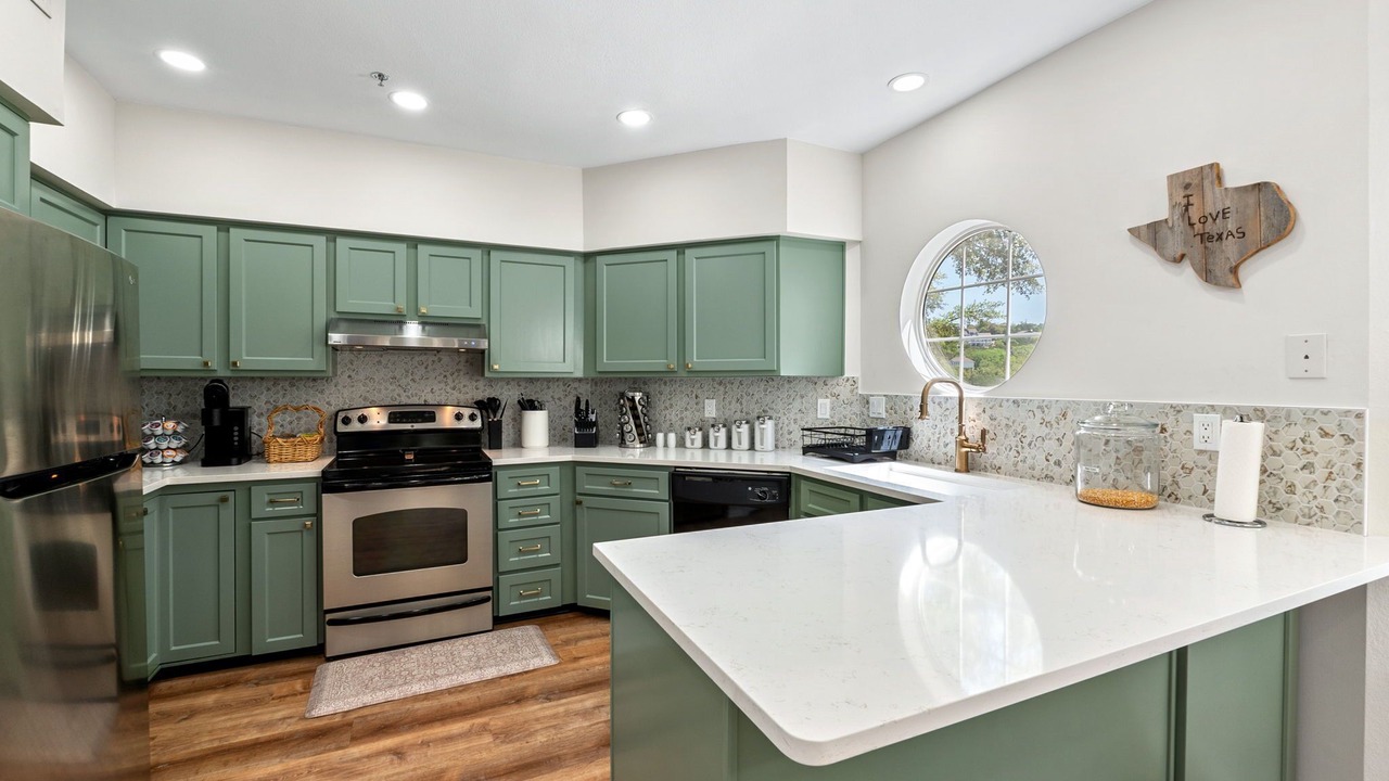 Photo of Kitchen in Highland Lake Estates
