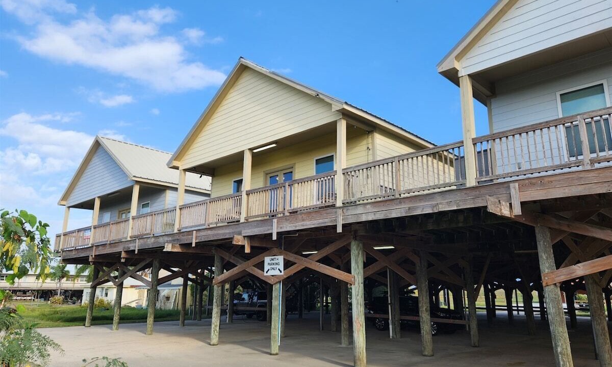 Photo of Others in Grand Isle