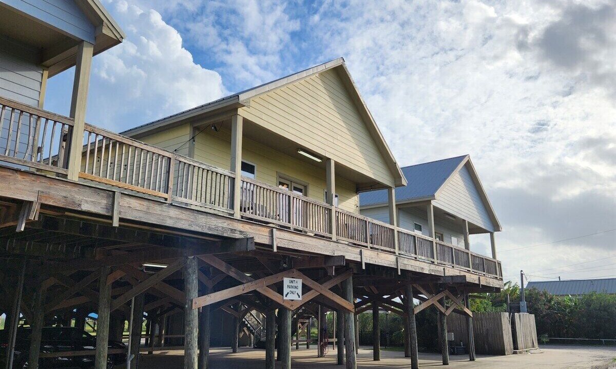Photo of Others in Grand Isle