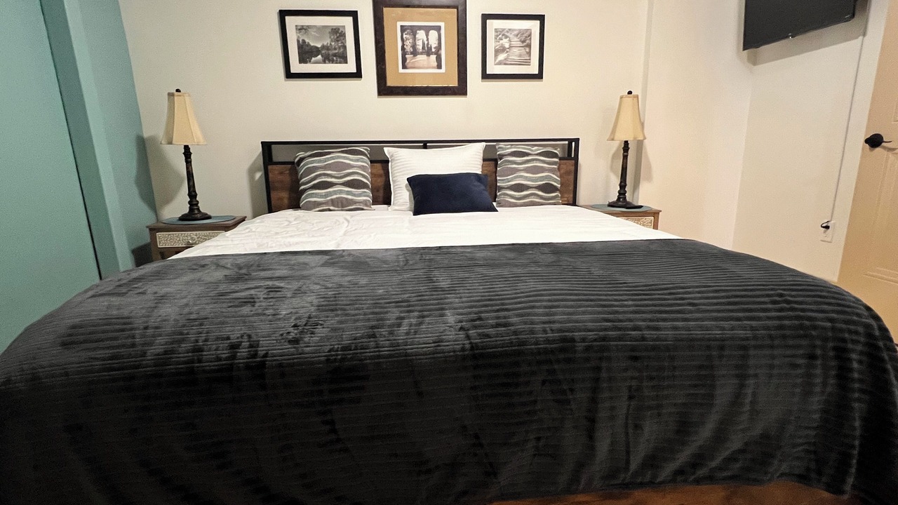 Photo of Bedroom in Central Business District