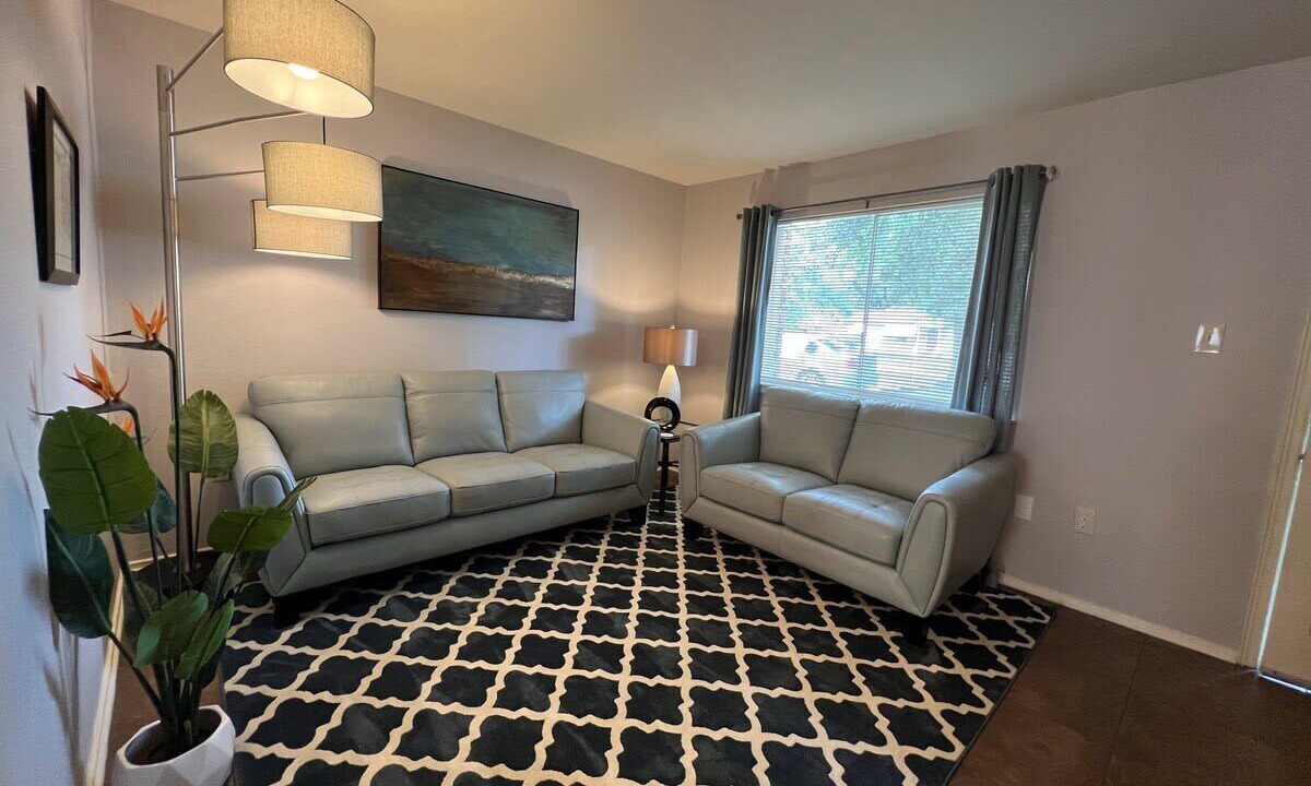 Photo of Livingroom in Mid City South