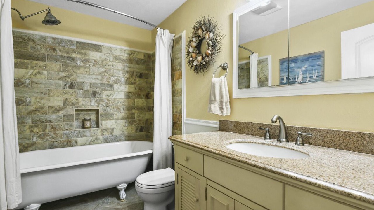 Photo of Bathroom in Biloxi