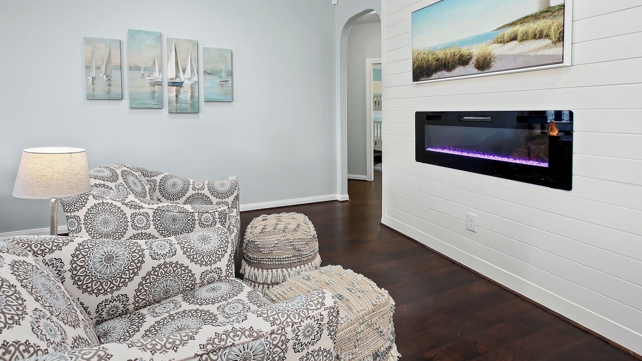 Photo of Livingroom in Clear Lake Shores