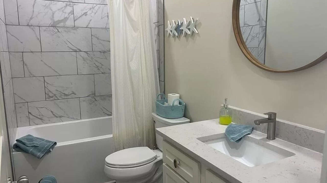 Photo of Bathroom in Hackberry