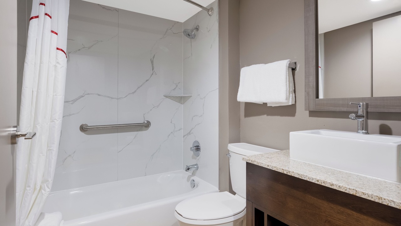 Photo of Bathroom in Sulphur
