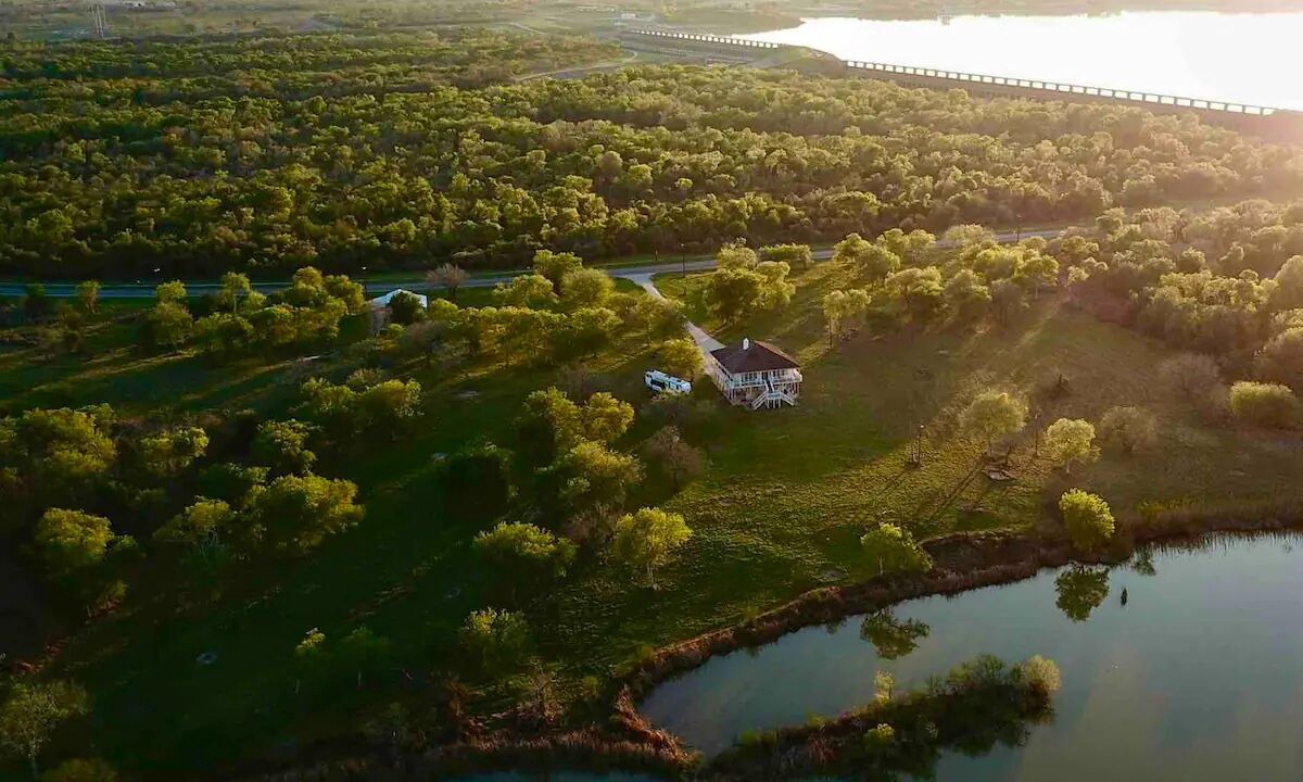 Photo of Outdoor in Mathis