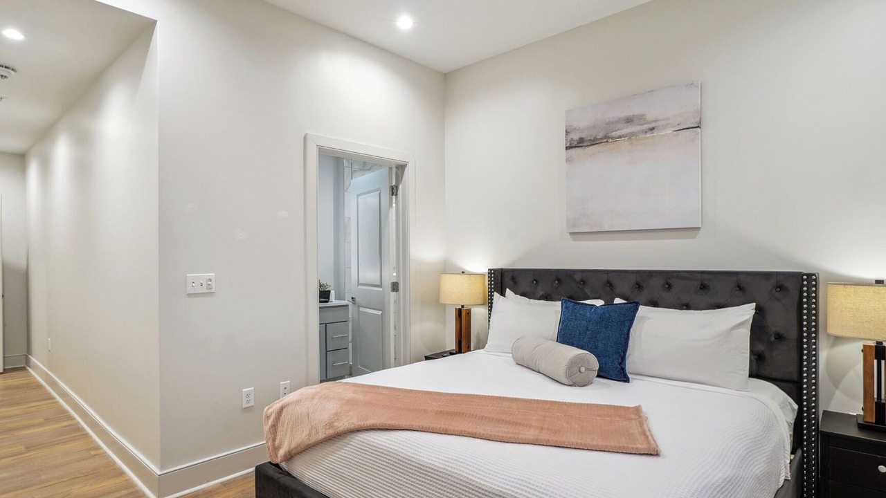 Photo of Bedroom in Central Business District