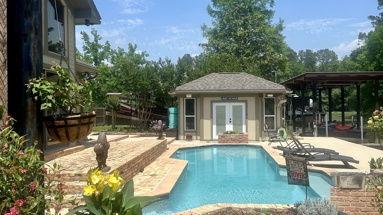 Photo of Outdoor in Springfield
