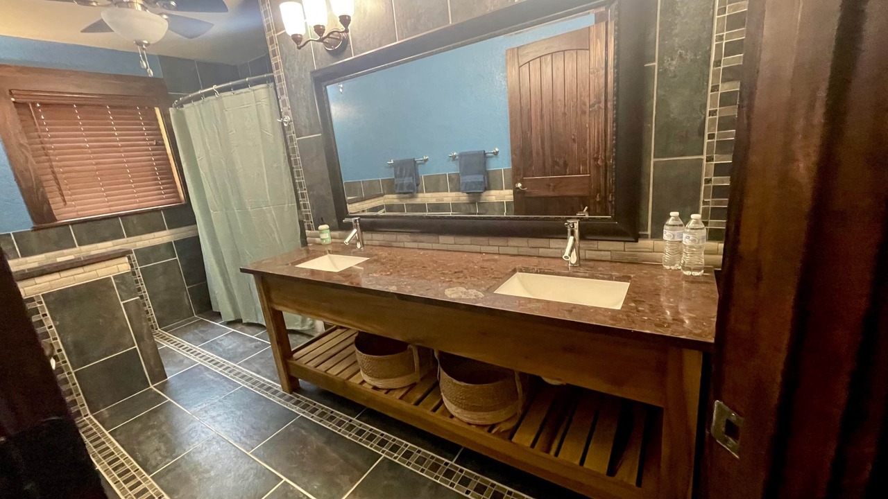 Photo of Bathroom in Hawkins