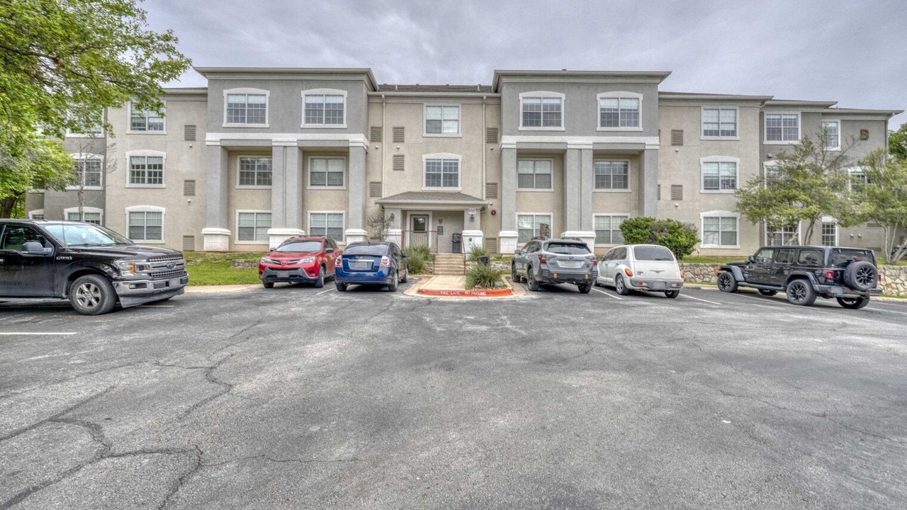 Photo of Outdoor in Gateway