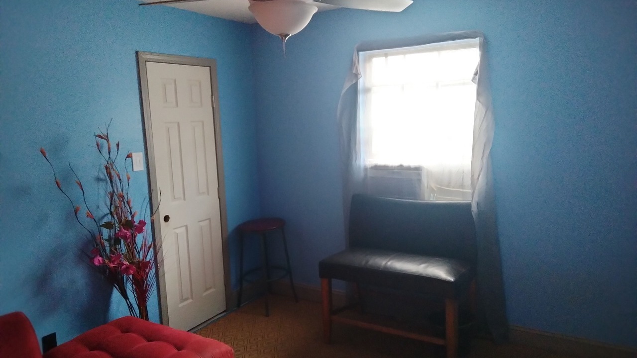 Photo of Livingroom in Marrero