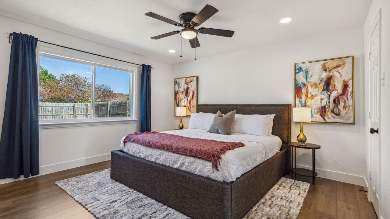 Photo of Bedroom in The Colony