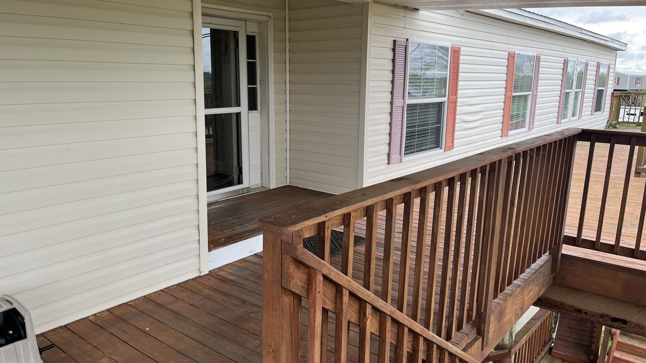 Photo of Outdoor in Delacroix