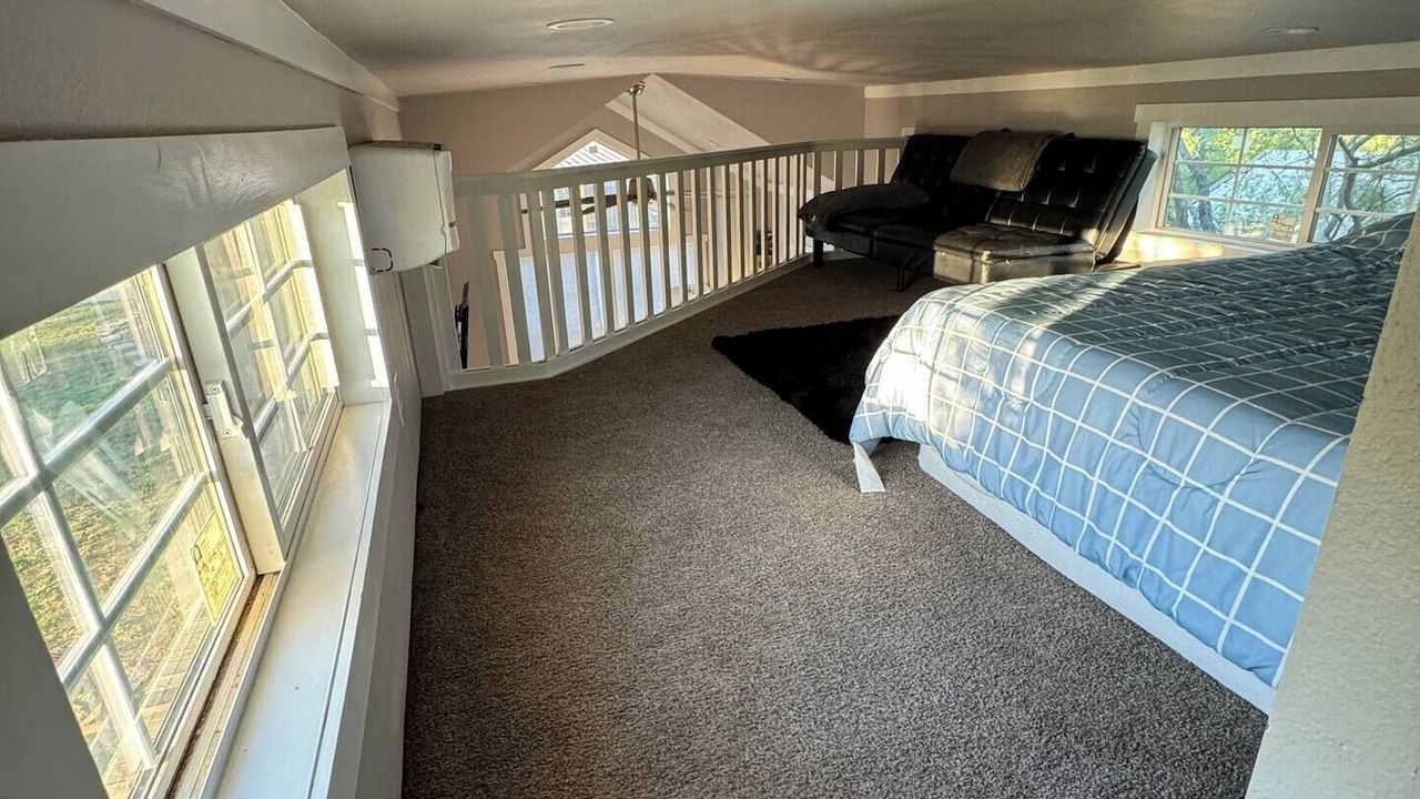 Photo of Bedroom in Midlothian