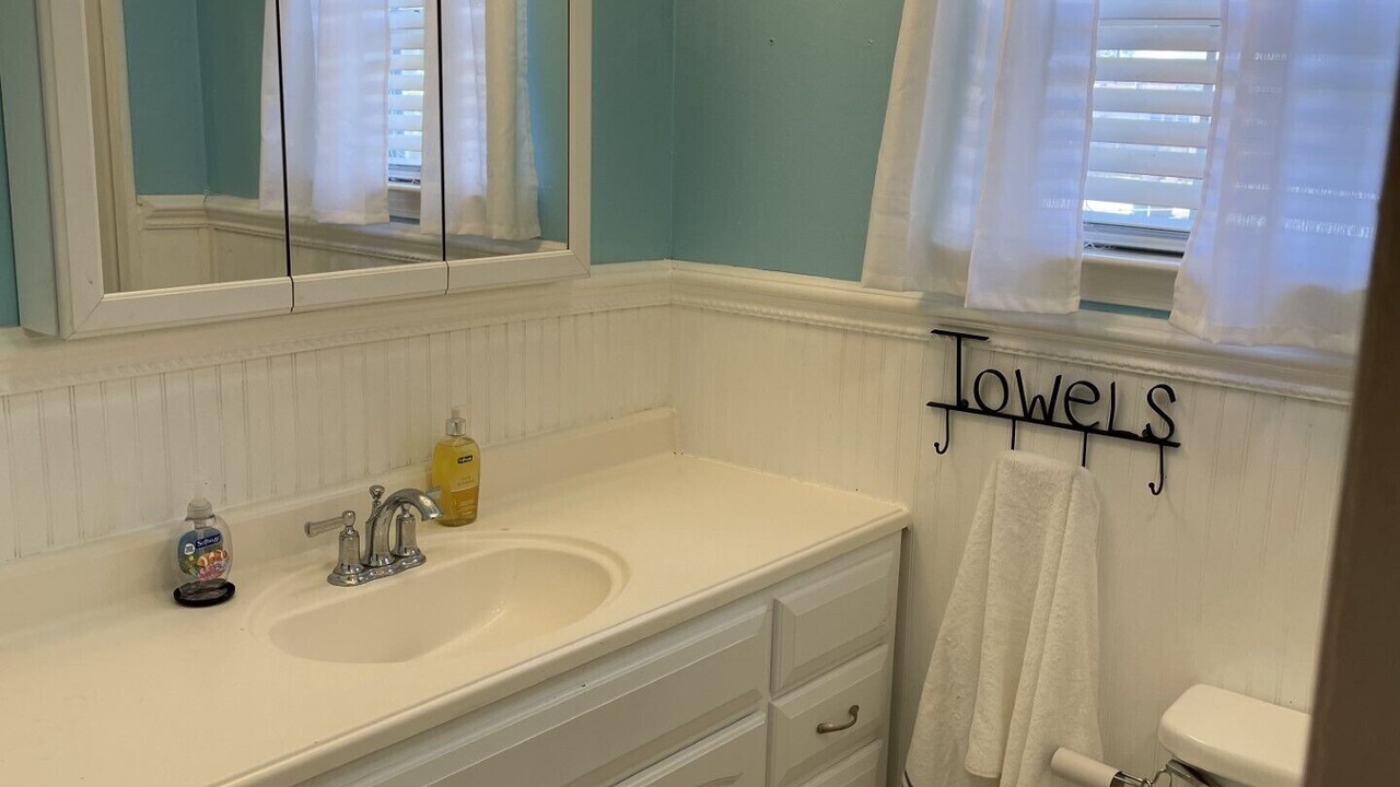 Photo of Bathroom in Lafitte