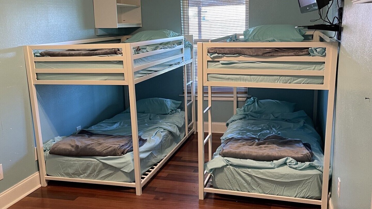 Photo of Bedroom in Lafitte