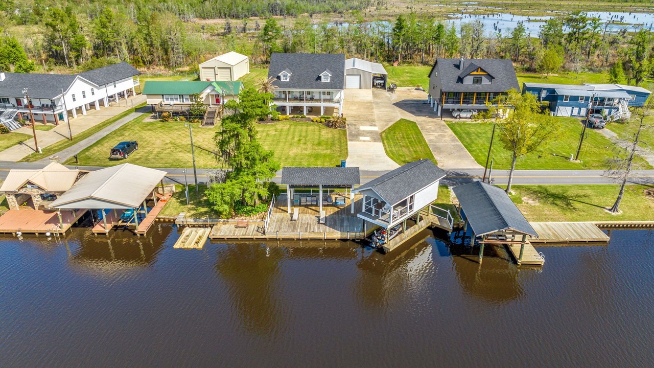 Photo of Outdoor in Moss Bluff