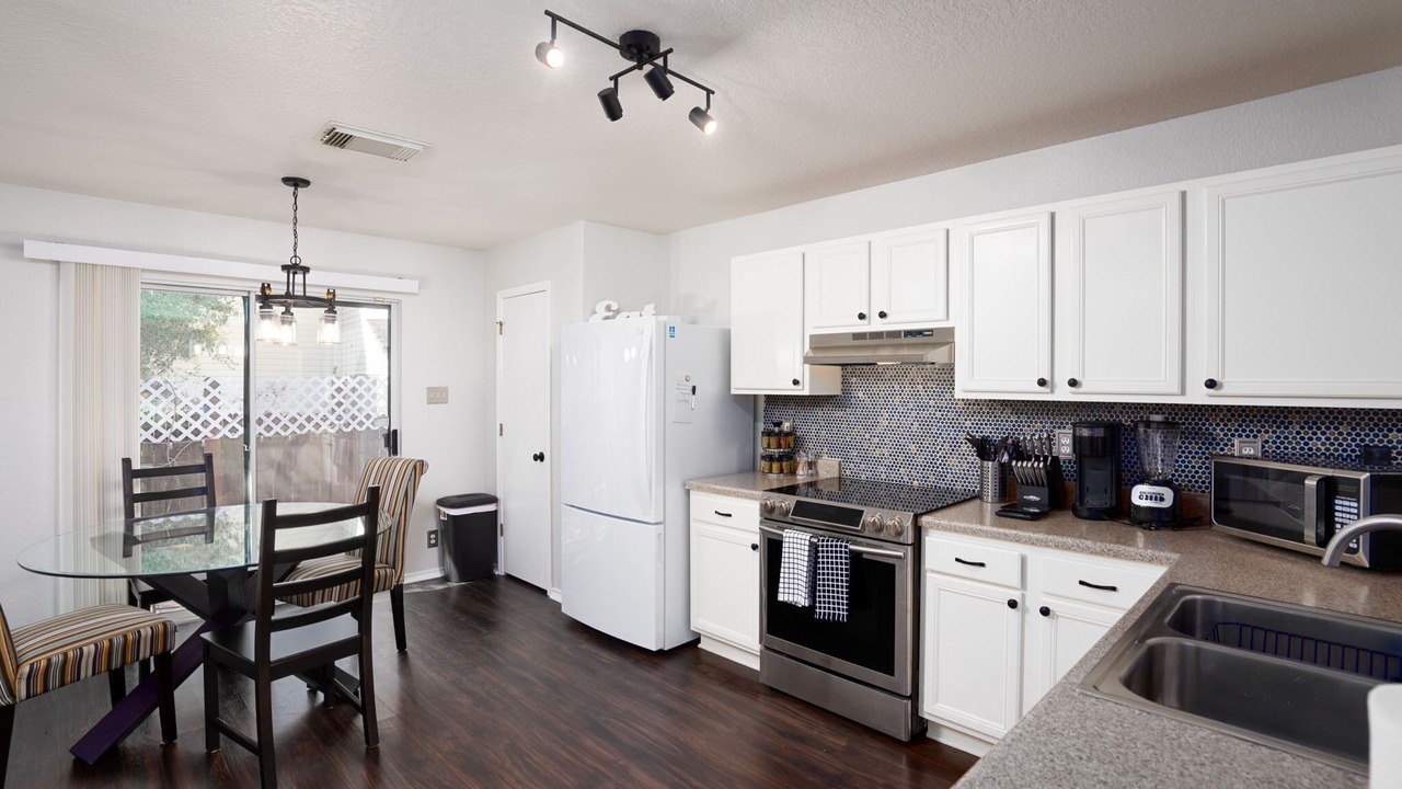 Photo of Kitchen in North San Antonio - SAT
