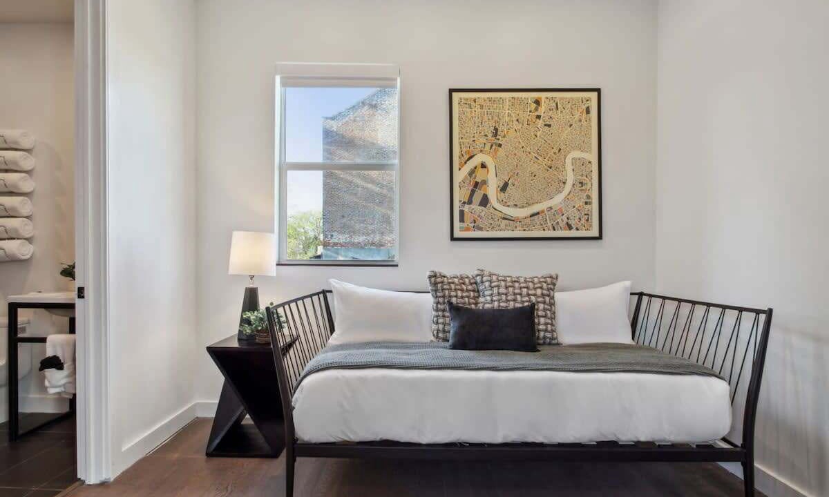 Photo of Others in Saint Thomas Development