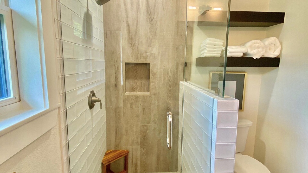 Photo of Bathroom in Burleson