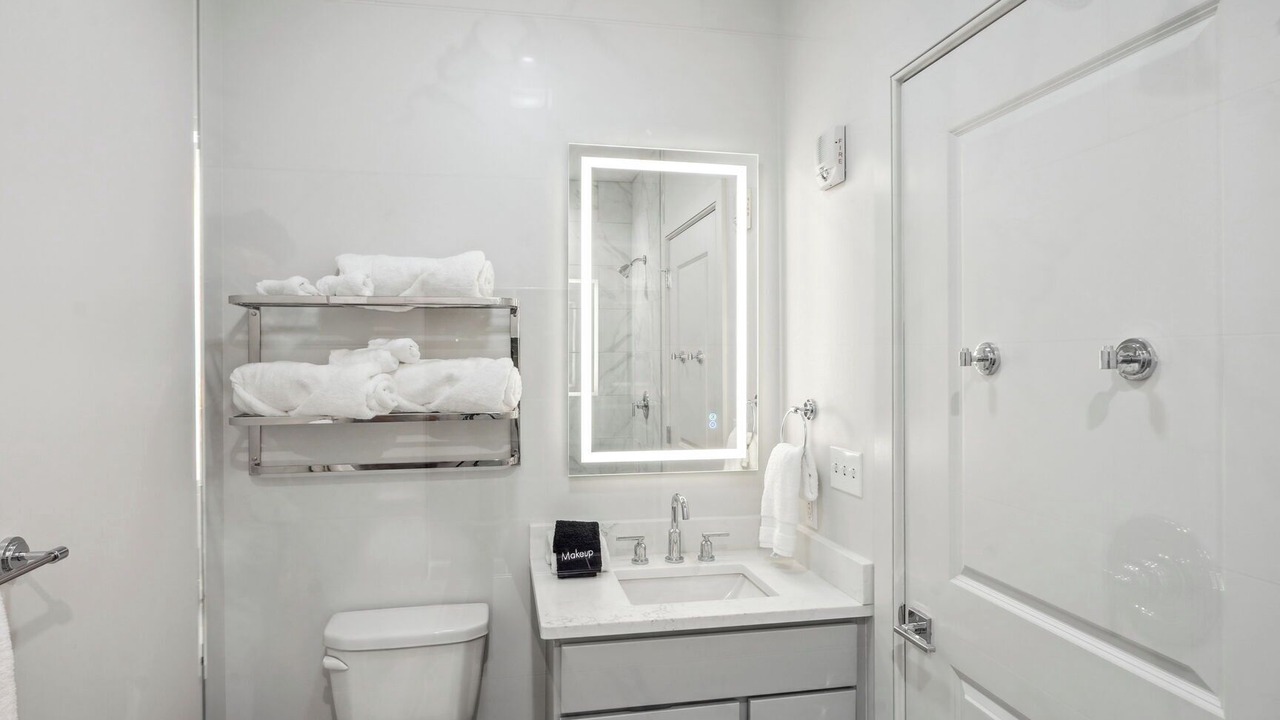 Photo of Bathroom in Central Business District